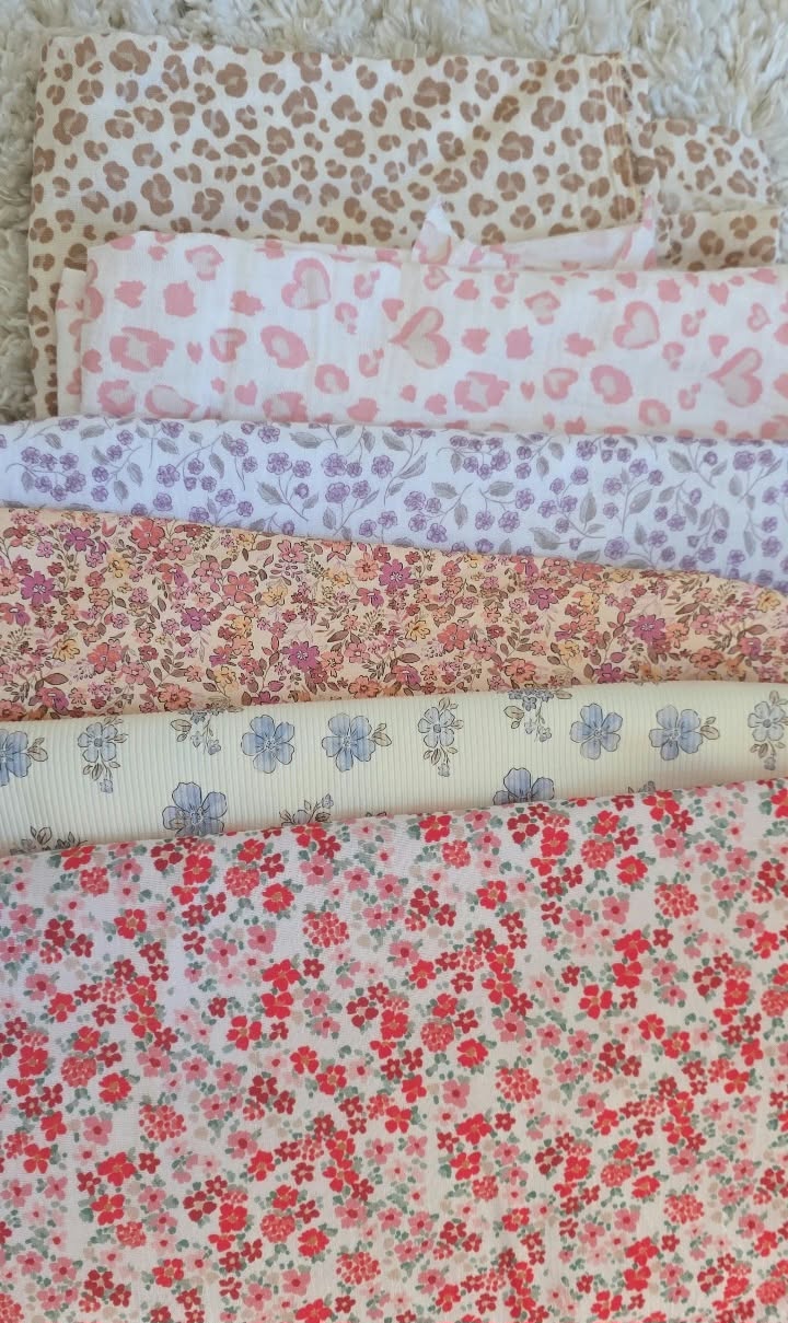 commande personnalisée — création sur mesure "Doudou + accessoires" (Copie)
