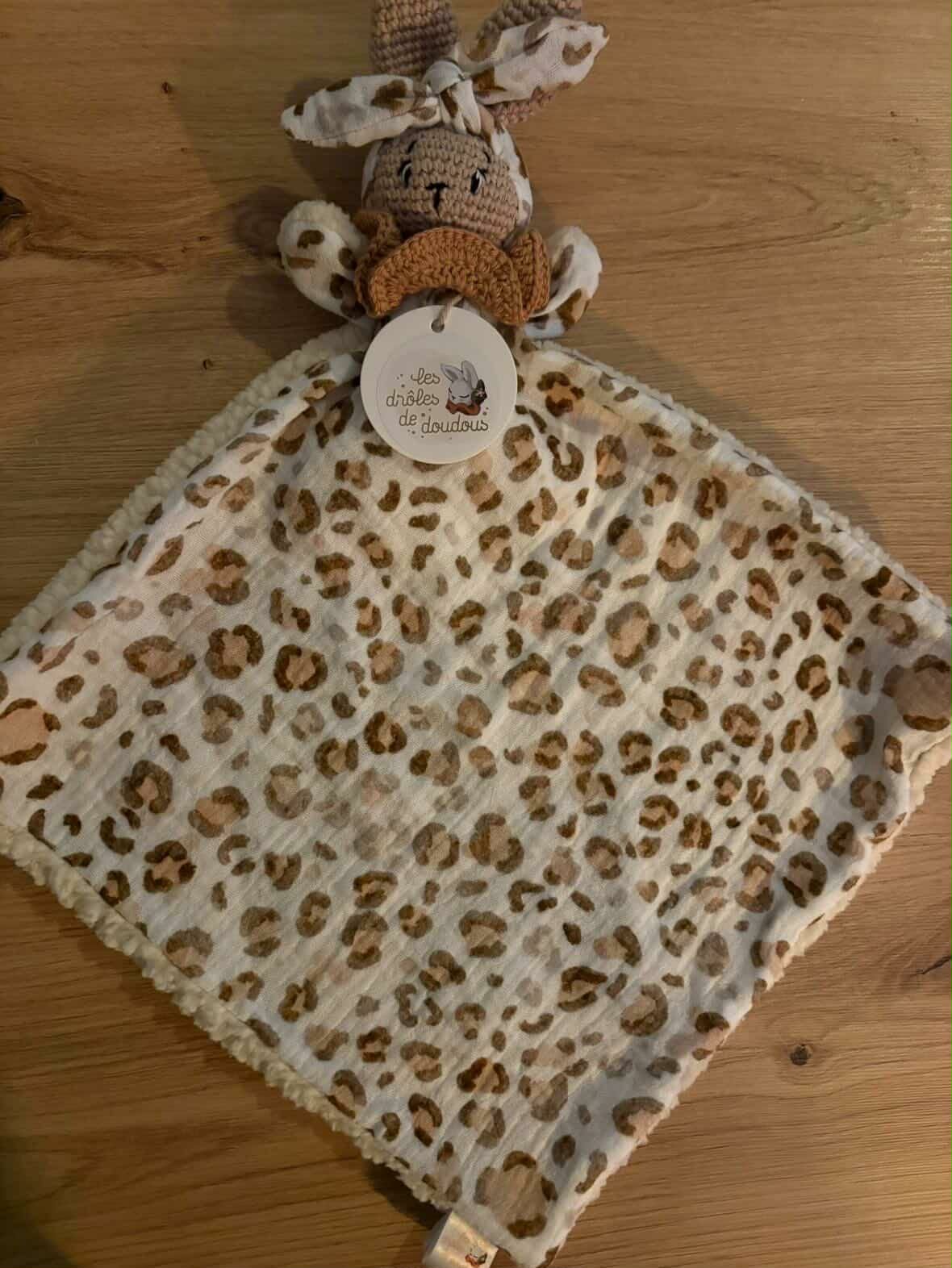 commande personnalisée — création sur mesure "doudou lapin personnalisé"